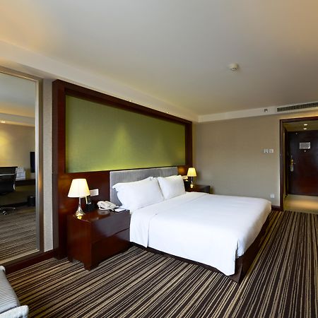 Leeden Hotel Chengdu Exterior foto